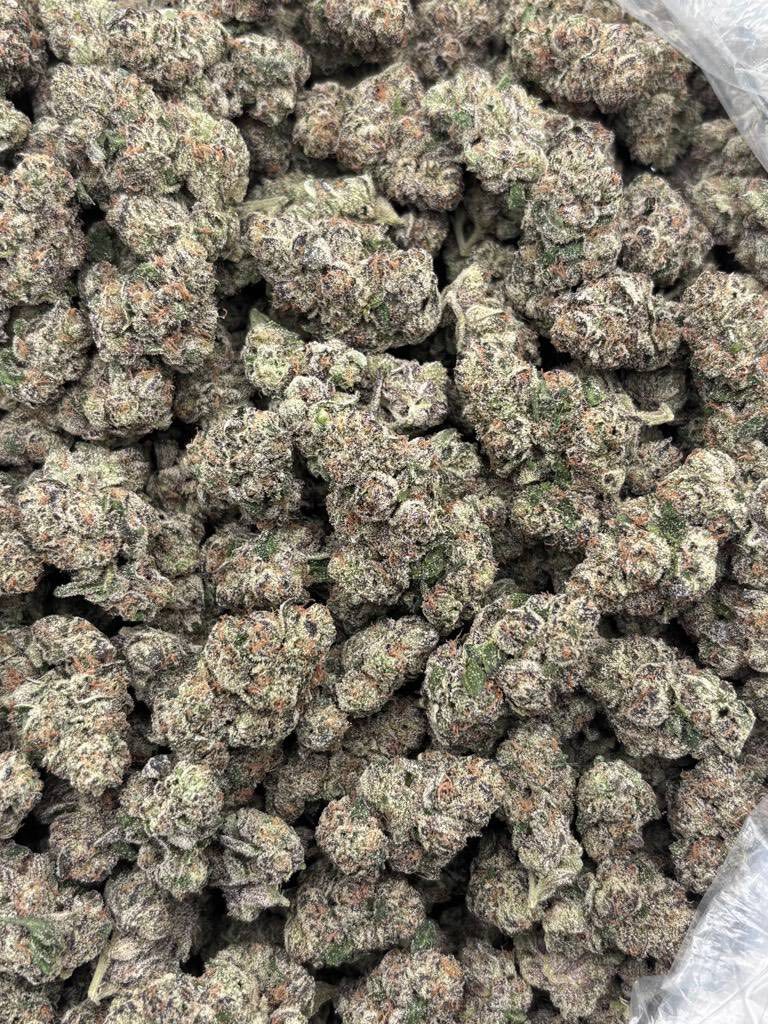 Cosmic pop rocks indoor photo 2